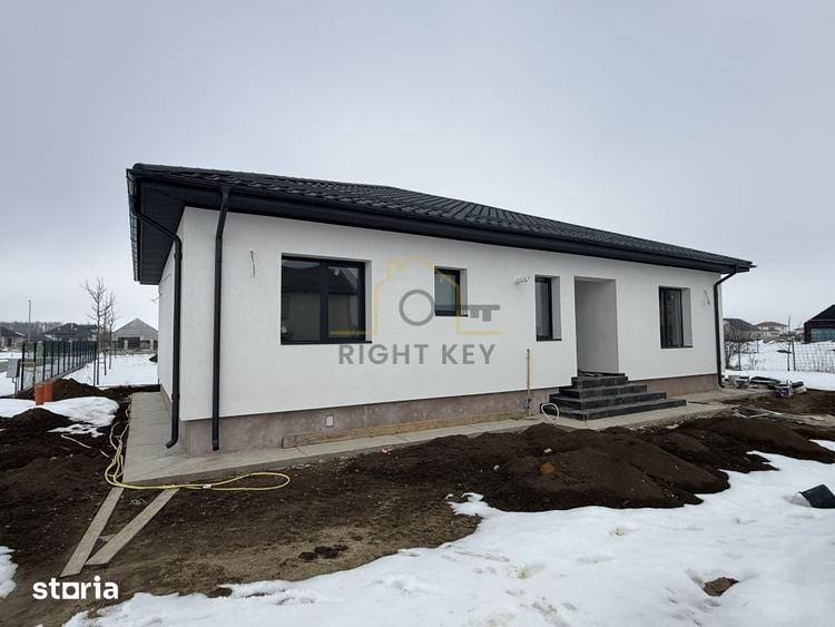 Casă cu 4 camere cu Teren 570 Mp în Tărtășești