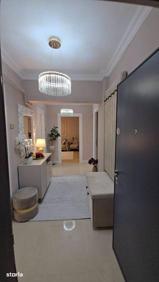 Apartament cu 4 camere în Ultracentral