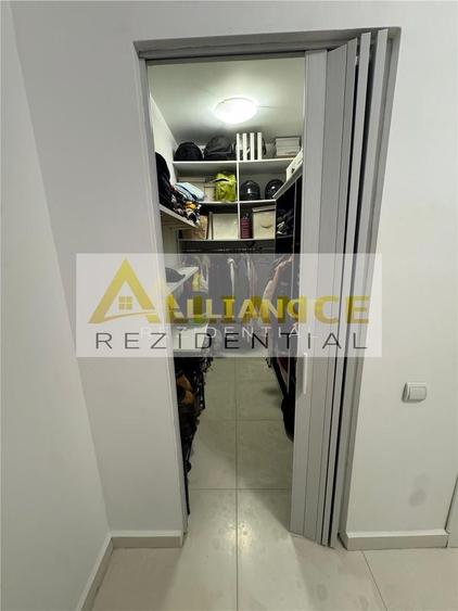 Apartament cu 2 camere decomandat în Apărătorii Patriei