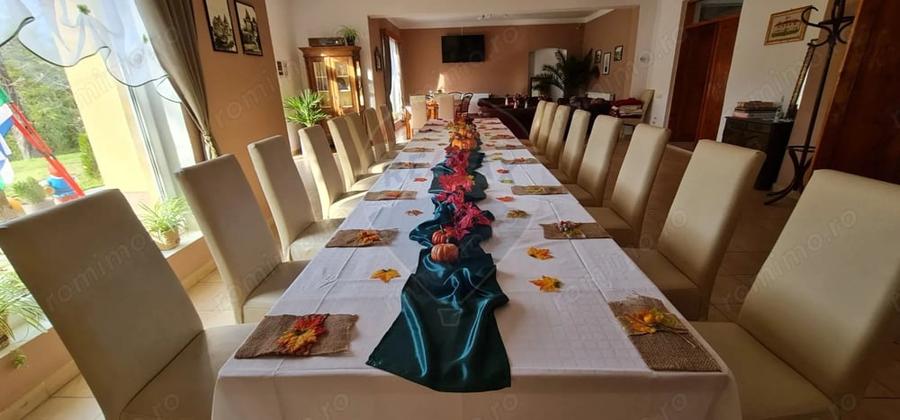 Casă cu 16 camere cu Teren 417 Mp în Bazna