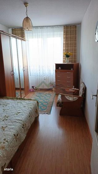 Apartament cu 3 camere în George Enescu