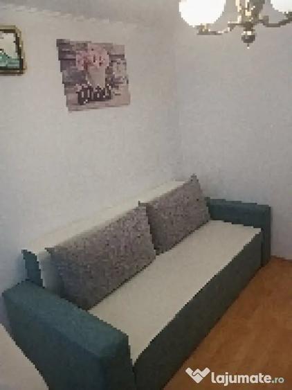 Apartament cu 3 camere nedecomandat în Titan