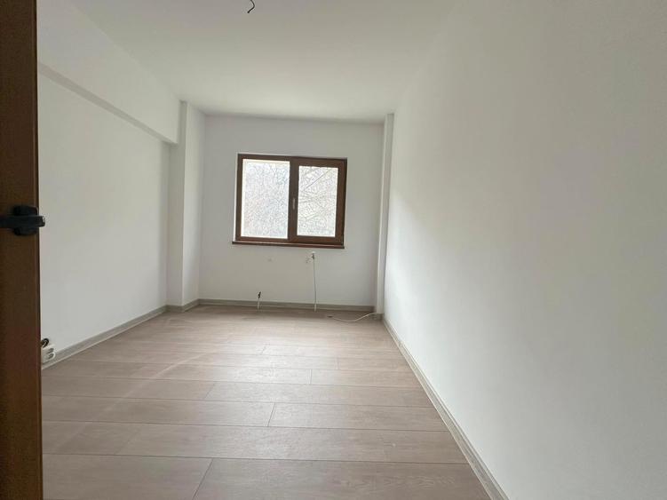 Apartament cu 3 camere decomandat în Zimbru