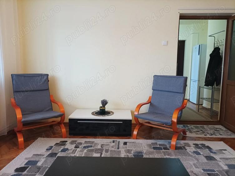Apartament cu 2 camere semidecomandat în Central