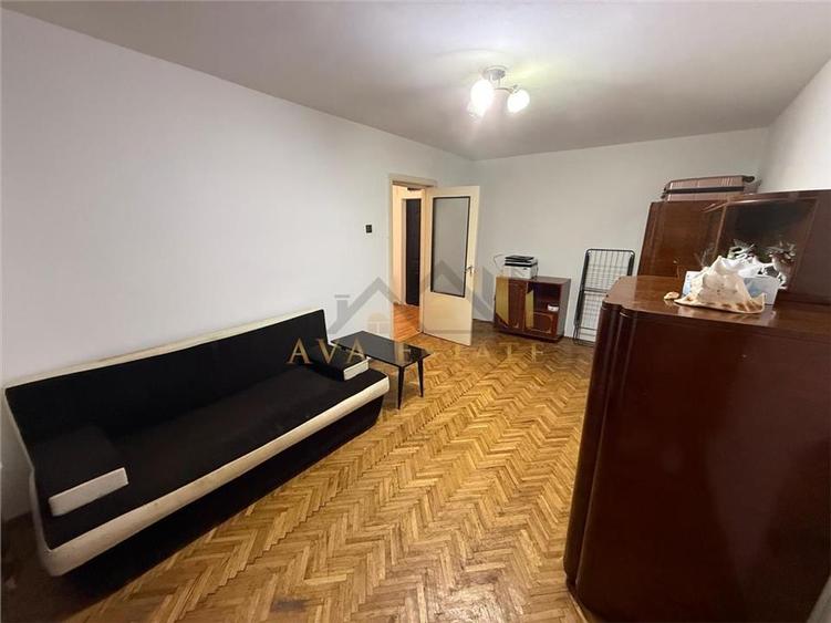 Apartament cu 2 camere decomandat în Cetății