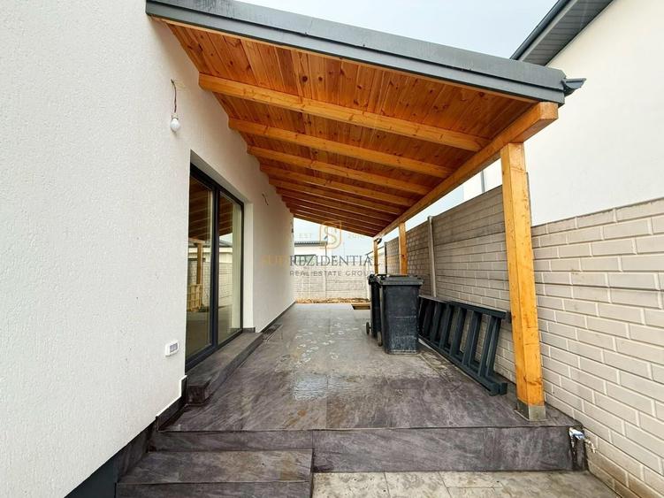 Casa Individuala cu 4 Camere si 2 Bai | Teren 343 mp, zona centrala - 10