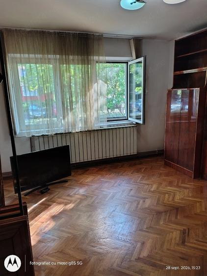 Apartament cu 3 camere decomandat în Nord