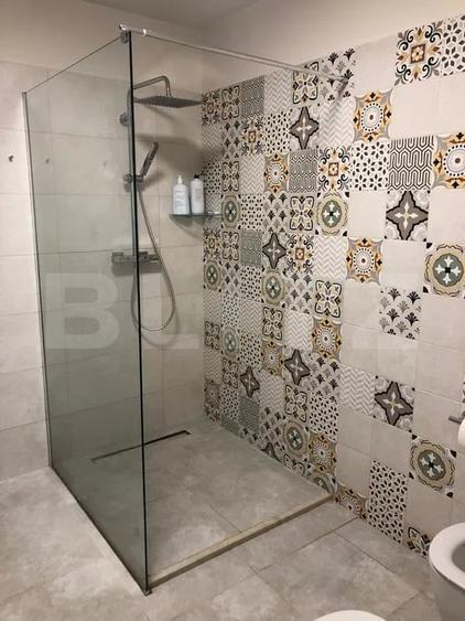 Apartament cu 2 camere decomandat, mobilat în Central