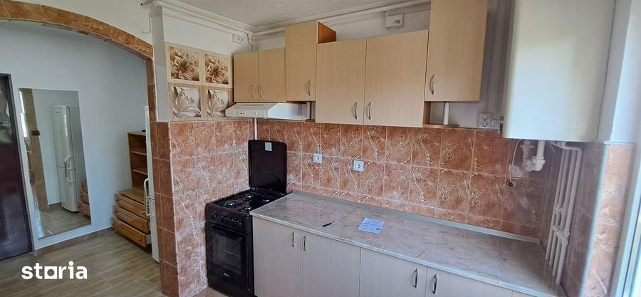 Apartament cu 2 camere, mobilat în Central