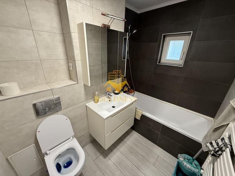 Apartament cu 3 camere decomandat, mobilat în Zorilor