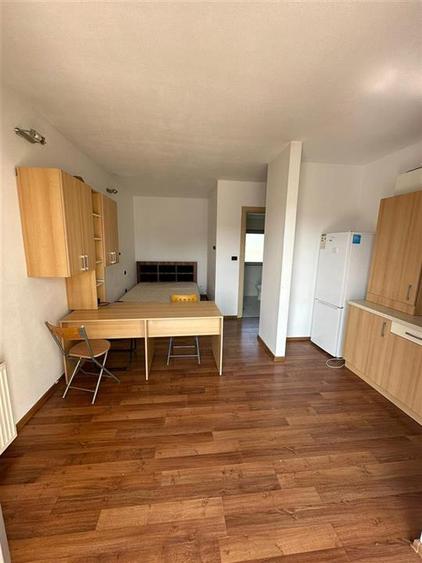 Garsonieră semidecomandată în Complex Studențesc