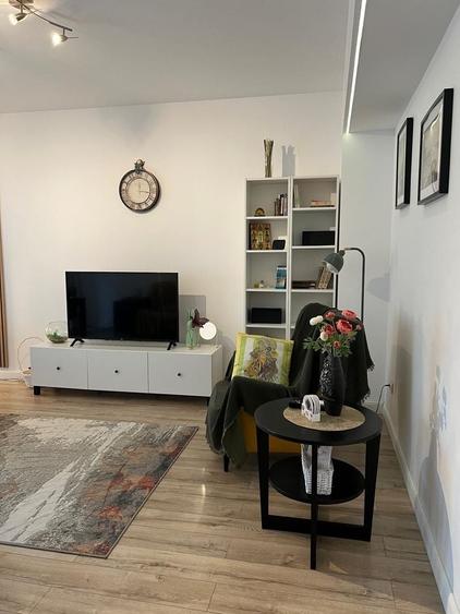 Apartament cu 2 camere, mobilat în Splaiul Independenței
