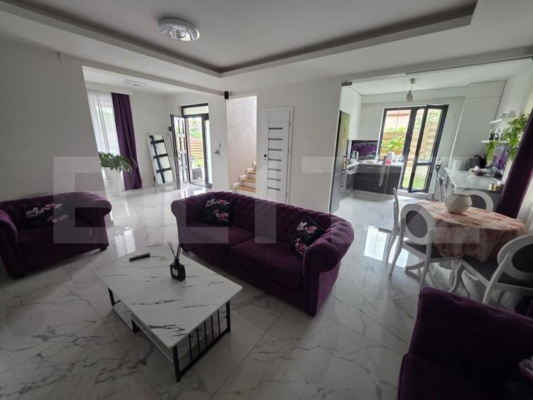 Duplex cu 4 camere cu Teren 200 Mp în Dâmbul Rotund