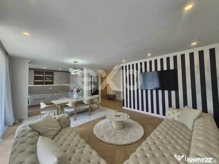 Apartament cu 4 camere decomandat în Central