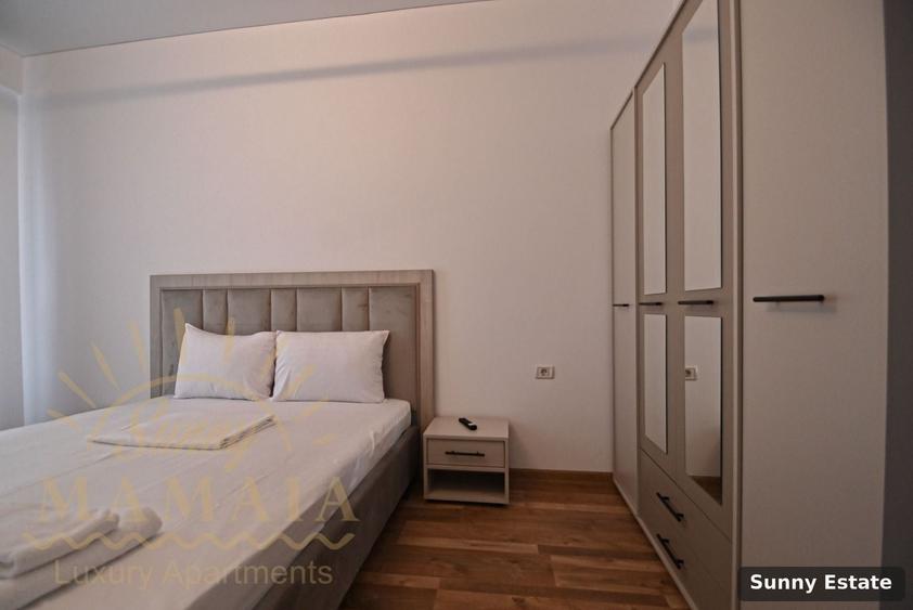 Apartament cu 2 camere semidecomandat, mobilat în Central