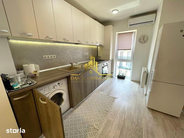 Apartament cu 2 camere semidecomandat în Sopor