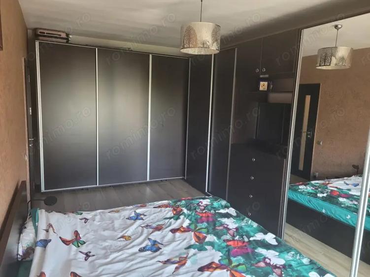 Apartament cu 2 camere decomandat în Metalurgiei