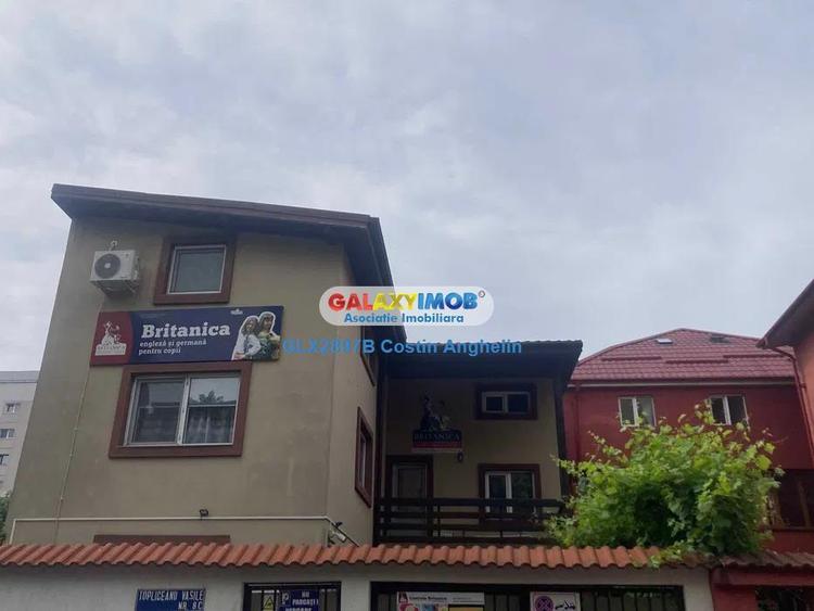 Casă cu 6 camere cu Teren 100 Mp în 13 Septembrie