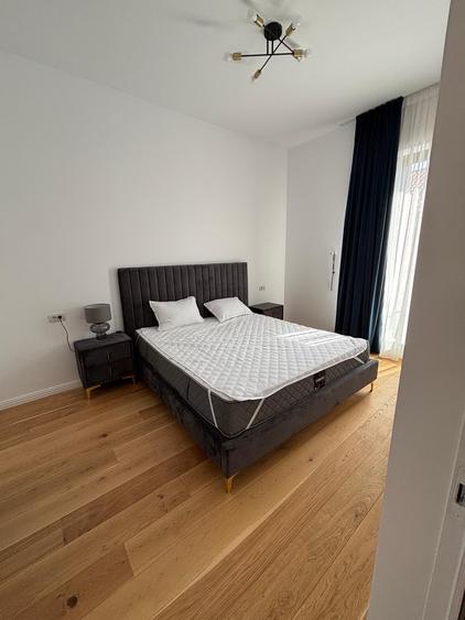 Apartament cu 2 camere decomandat în Aviației