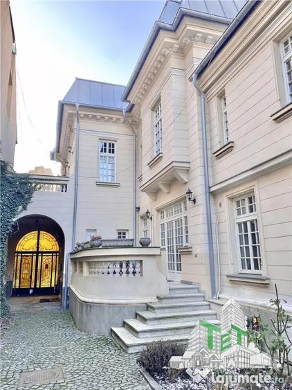 Vila interbelica reconsolidata si renovata in zona Armeneas - 7