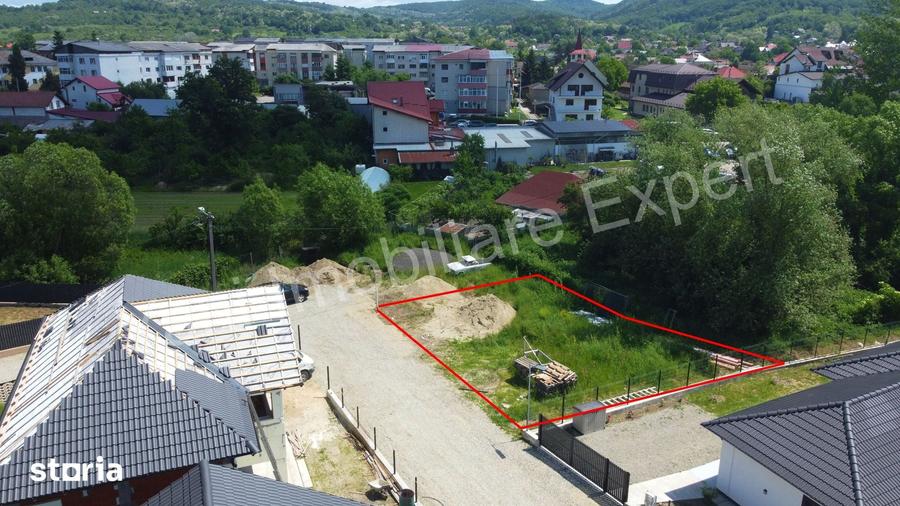 Teren de 274 mp, în Central