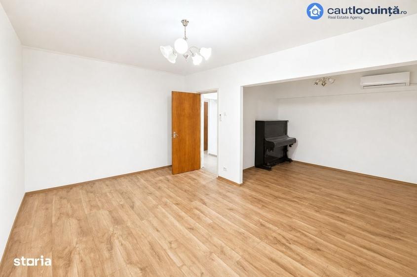 Apartament cu 3 camere decomandat în Dobroești