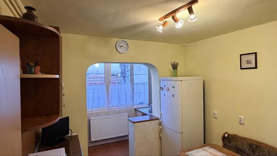 Apartament cu 2 camere decomandat în Terezian