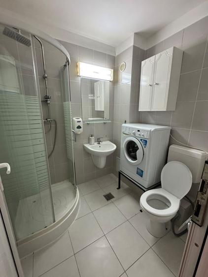 Apartament cu 2 camere decomandat în Exterior Vest