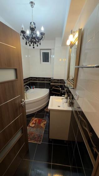 Apartament cu 2 camere decomandat în Păcii