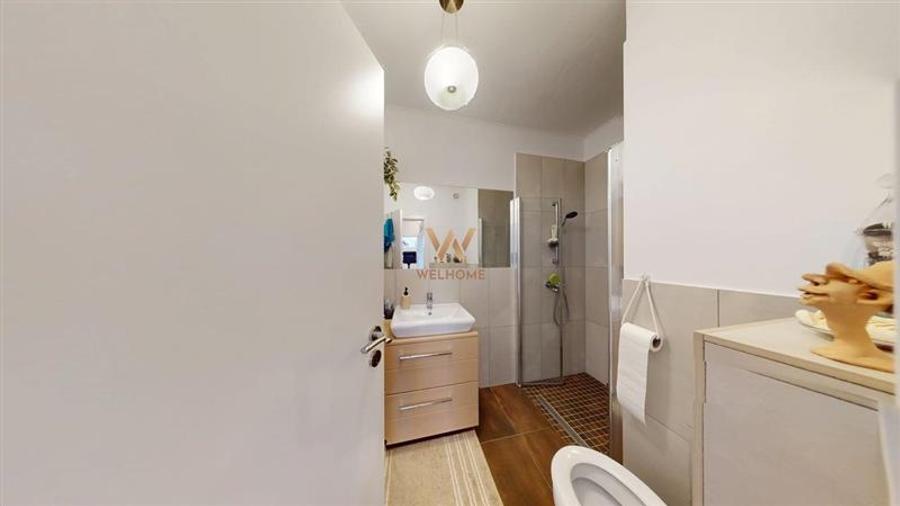 Apartament cu 3 camere decomandat, mobilat în Șelimbăr