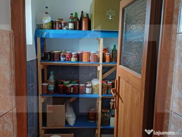 Casă cu 2 camere cu Teren 1800 Mp în Vârfurile