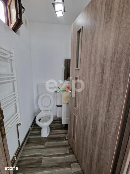 Casă cu 4 camere cu Teren 700 Mp în Comișani