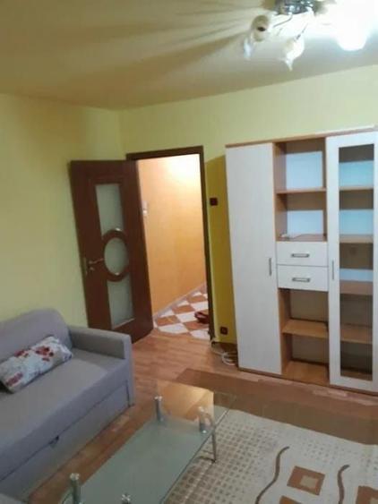 Apartament cu 2 camere decomandat în Bucovina