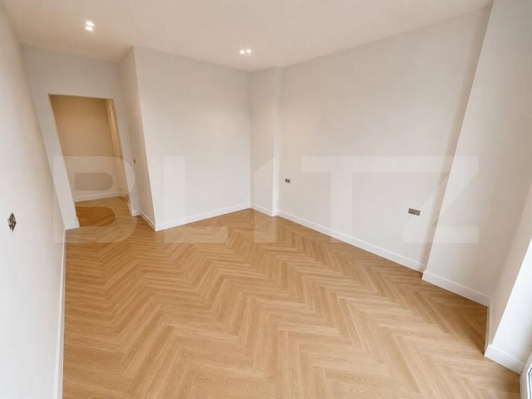Apartament cu 3 camere decomandat în Iris