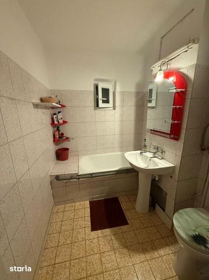 Apartament cu 2 camere decomandat în Valea Rosie