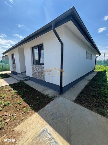 Casă cu 4 camere cu Teren 315 Mp în Vidra