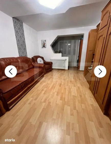 Apartament cu 4 camere decomandat în Central