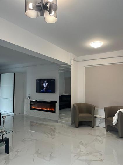 Apartament cu 2 camere decomandat în Bratia din Deal