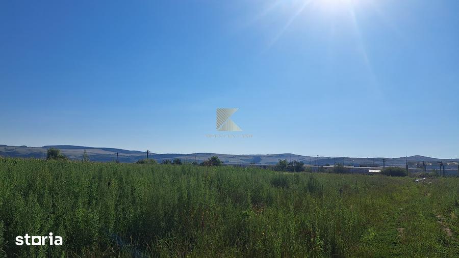 Teren de 20000 mp, în Bod