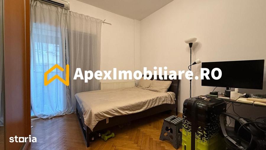 Apartament cu 3 camere semidecomandat în Cișmigiu