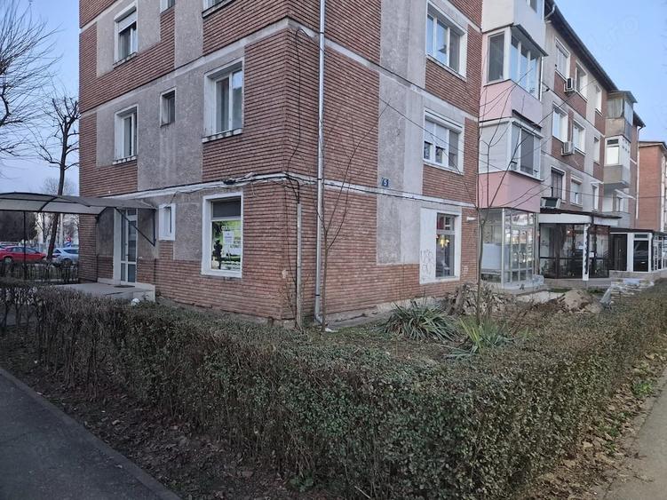 Spațiu comercial, de 58 mp, în Central