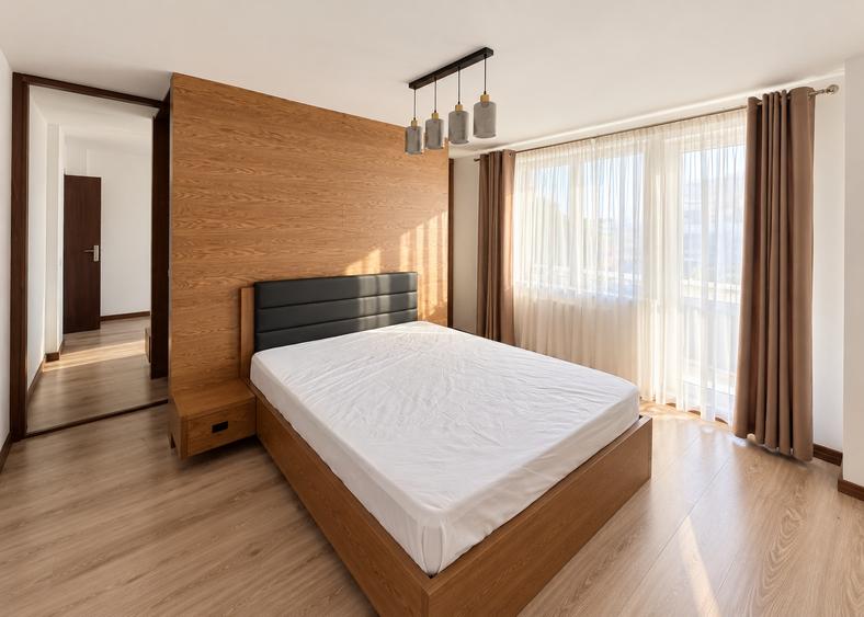 Apartament cu 2 camere semidecomandat, mobilat în Primo