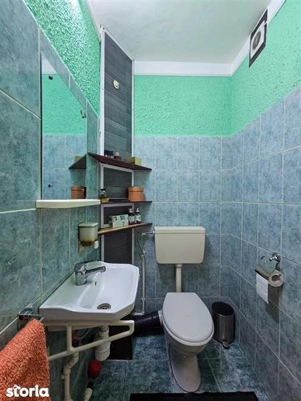Apartament cu 3 camere decomandat, mobilat în Galata