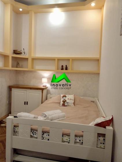 Apartament cu 3 camere decomandat, mobilat în Central