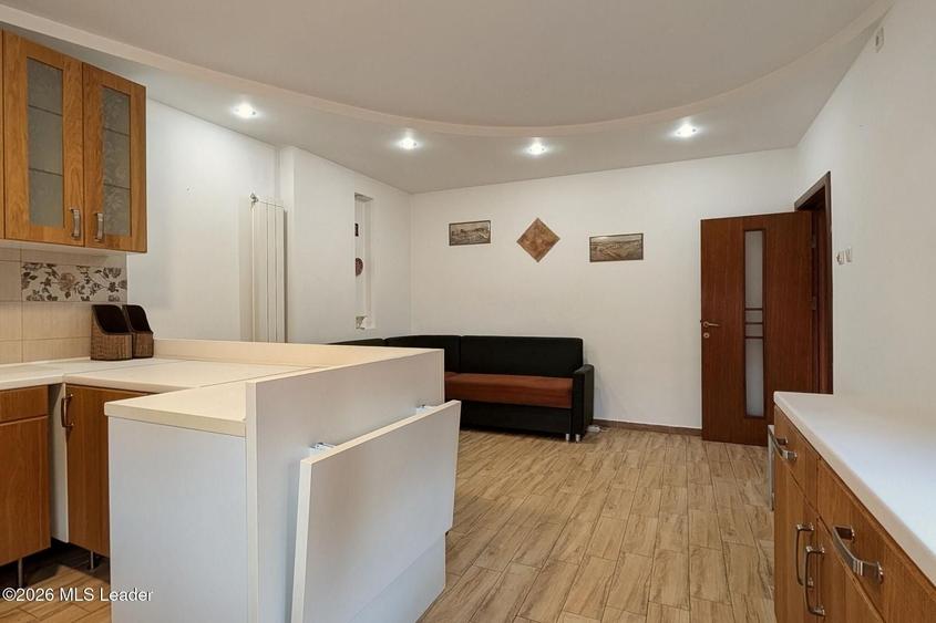Casă individuală cu 5 camere cu Canalizare în Bucureștii Noi