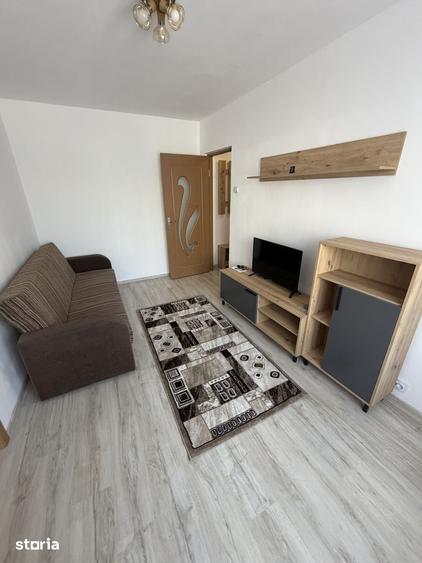 Apartament cu 2 camere semidecomandat în Valea Rosie