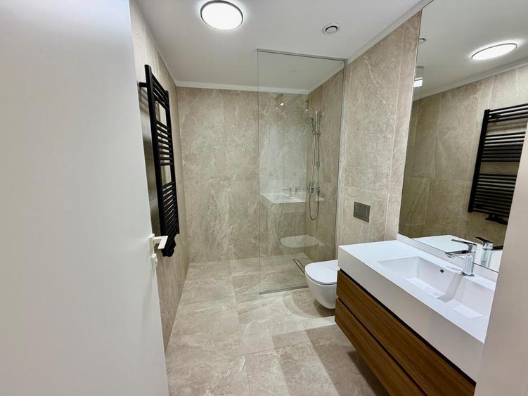 Apartament cu 2 camere semidecomandat, mobilat în Floreasca