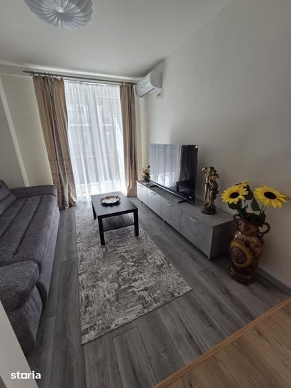 Apartament cu 3 camere în Est
