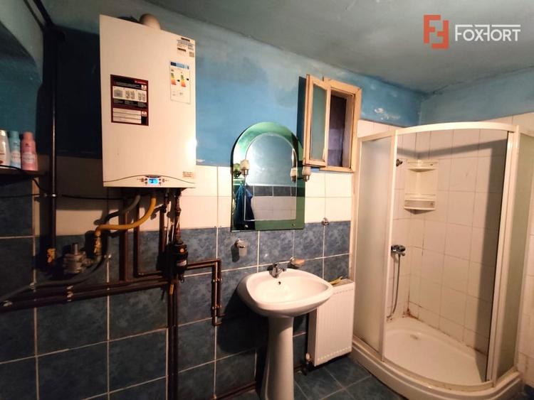 Casă individuală cu 3 camere cu Canalizare în Jimbolia