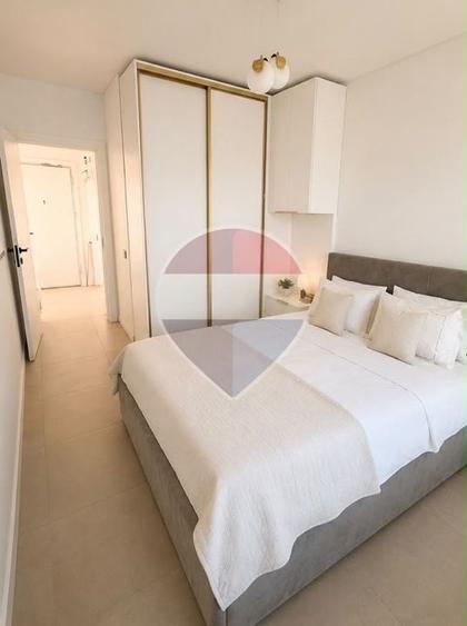 Apartament cu 2 camere semidecomandat, mobilat în Central